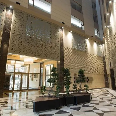 Nikola Luxury In Flatiron Building Apartment *